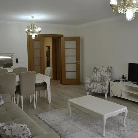 Canary Aparthotel 3*